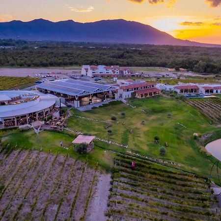 Hotel Vinicola Parvada By Lumina باراس دي لا فونتي المظهر الخارجي الصورة